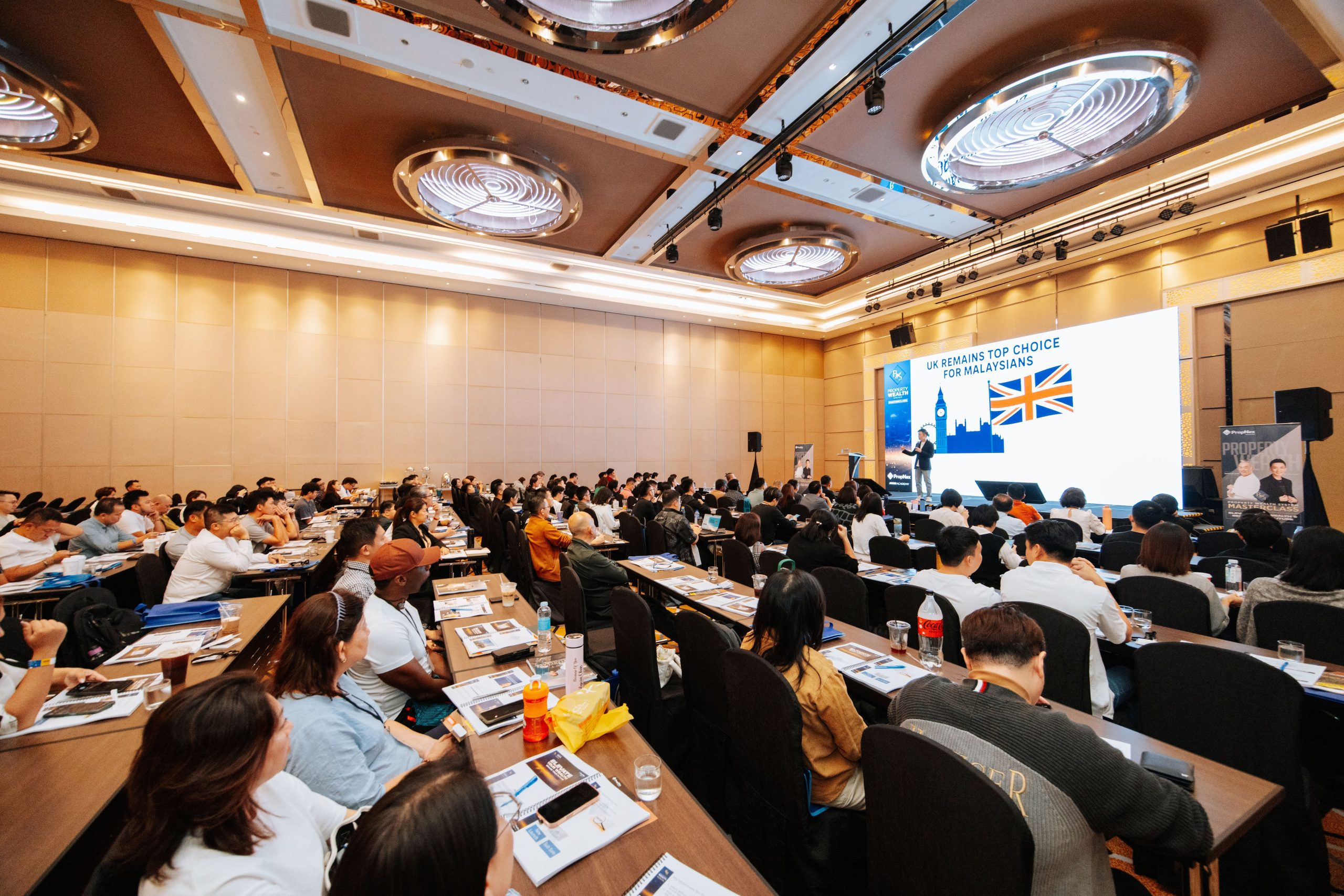 Large Scale Meetings